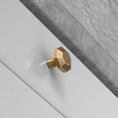 The image shown below is Silicon Bronze Light finish