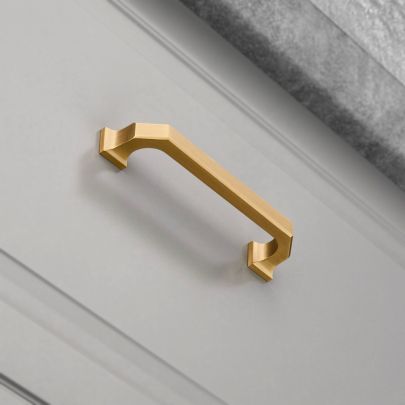 Ludlow D handle
