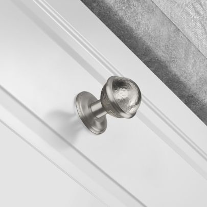 The image shown below is Hammered over Brush Nickel finish